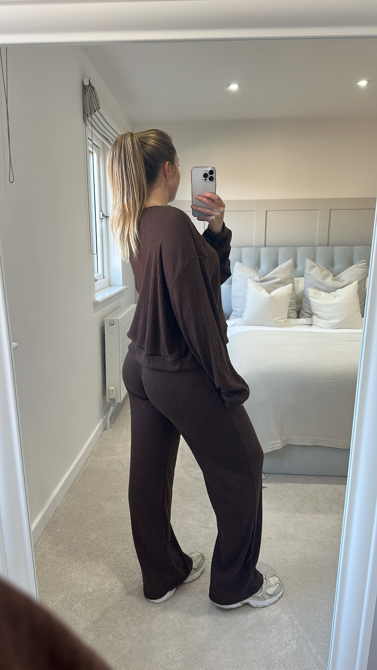 Brown off the shoulder loungeset