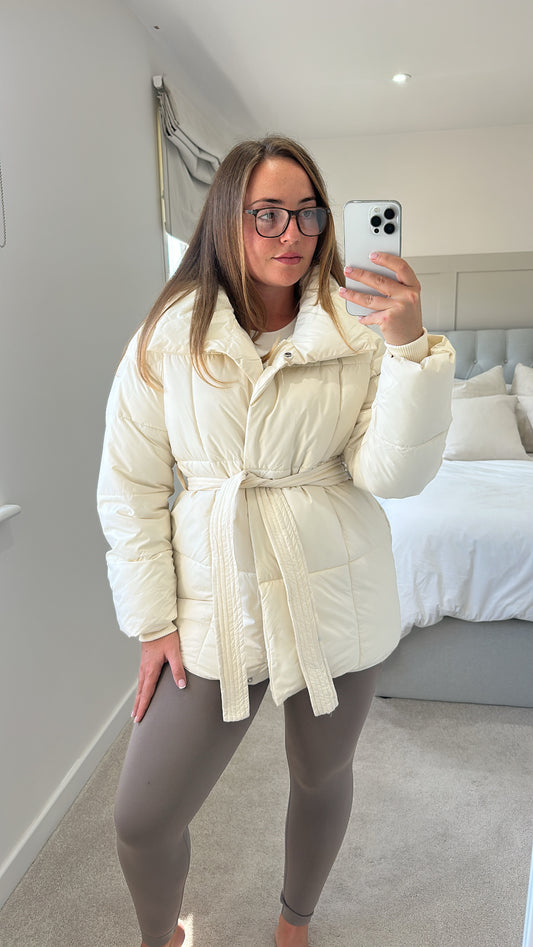 Belted puffer coat