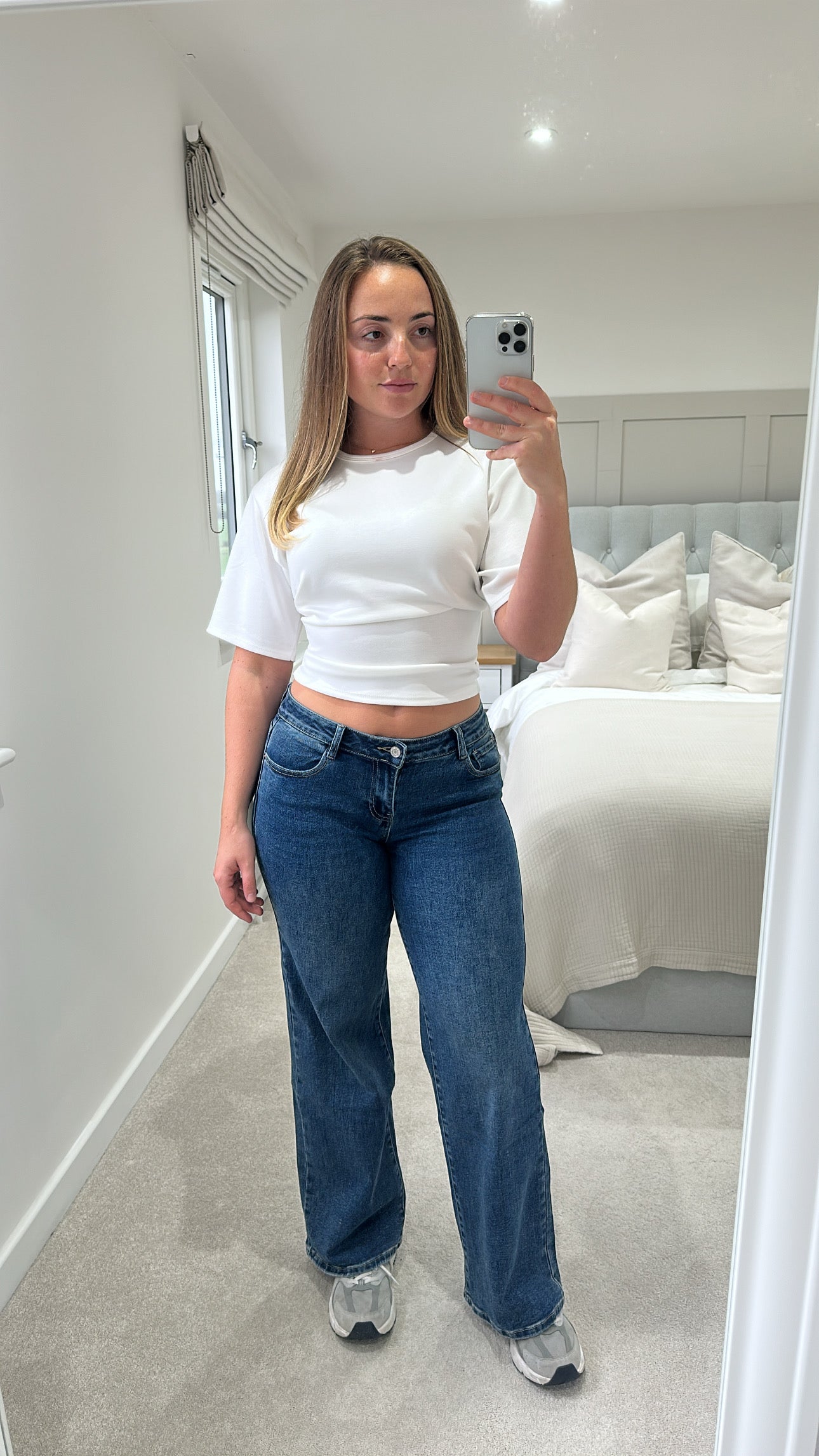 Blue super stretch low waisted jeans