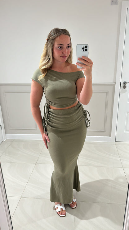 Khaki skirt set