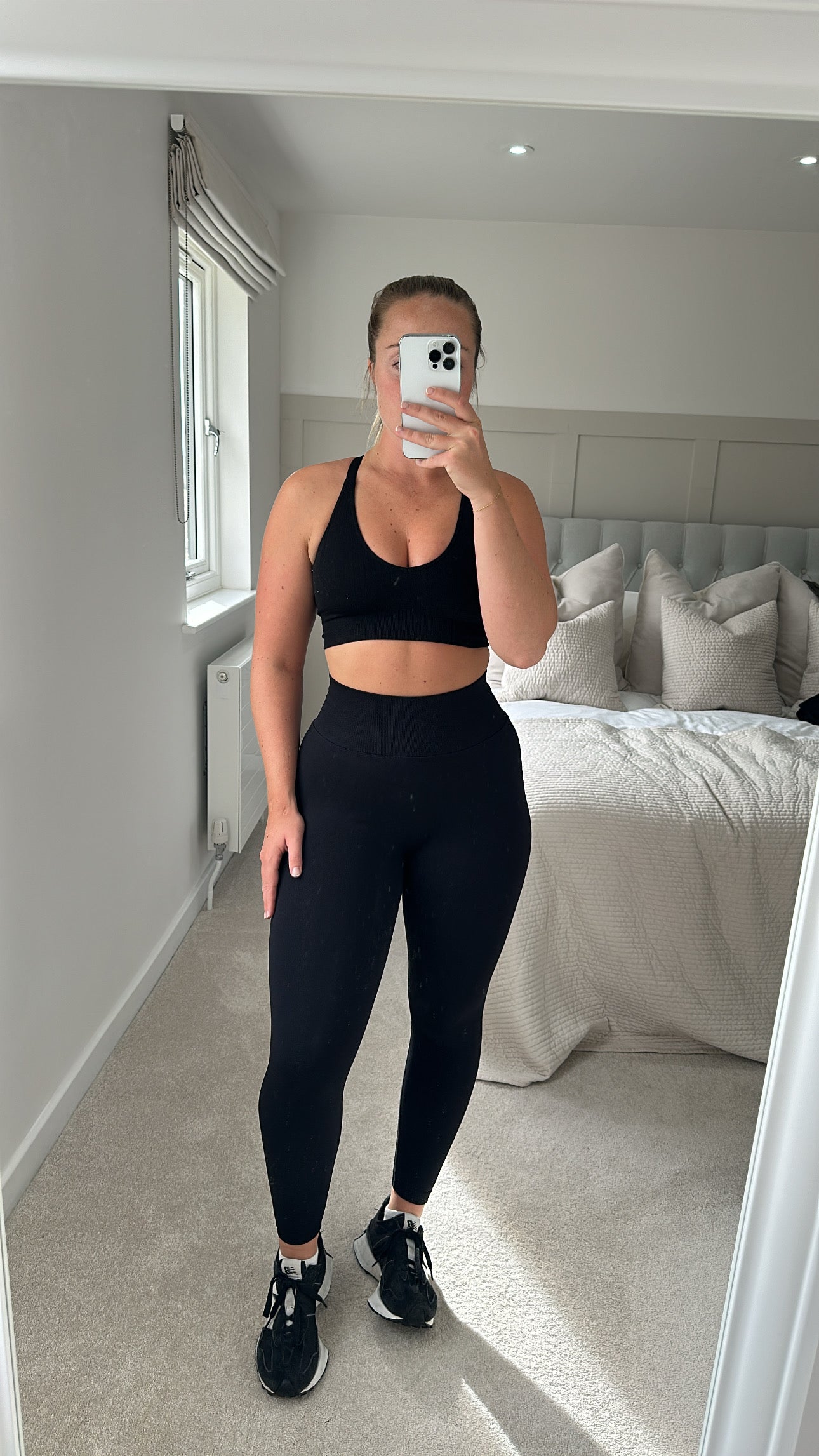 Black scrunch bum leggings