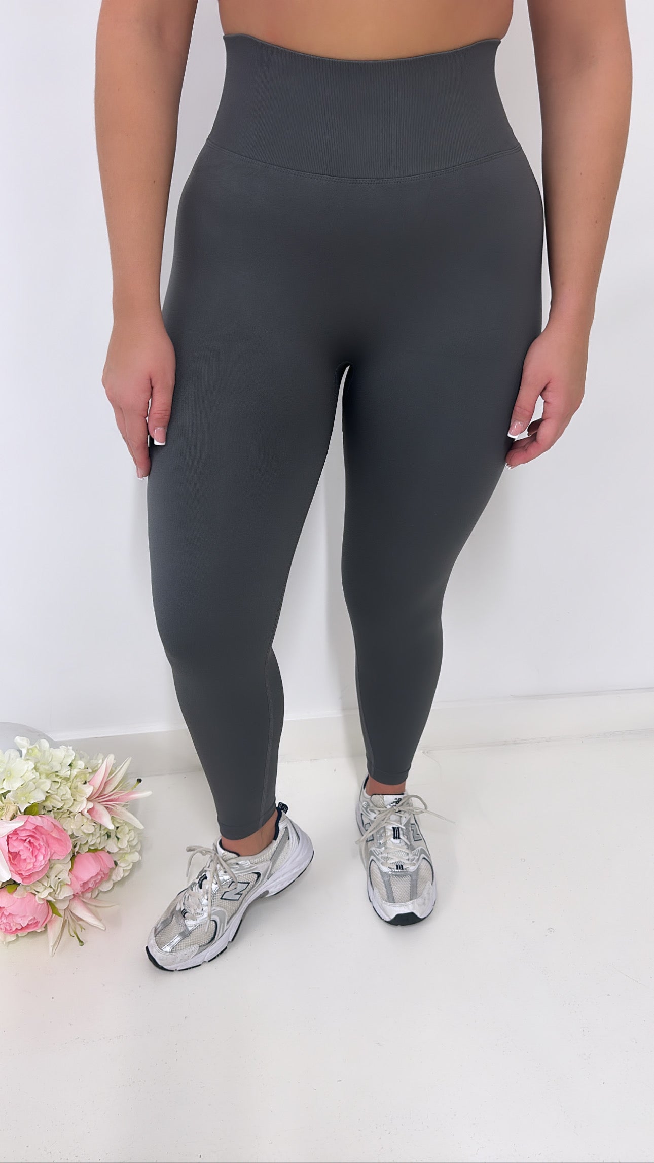 Lacey Charcoal Active Ruched Bum Leggings